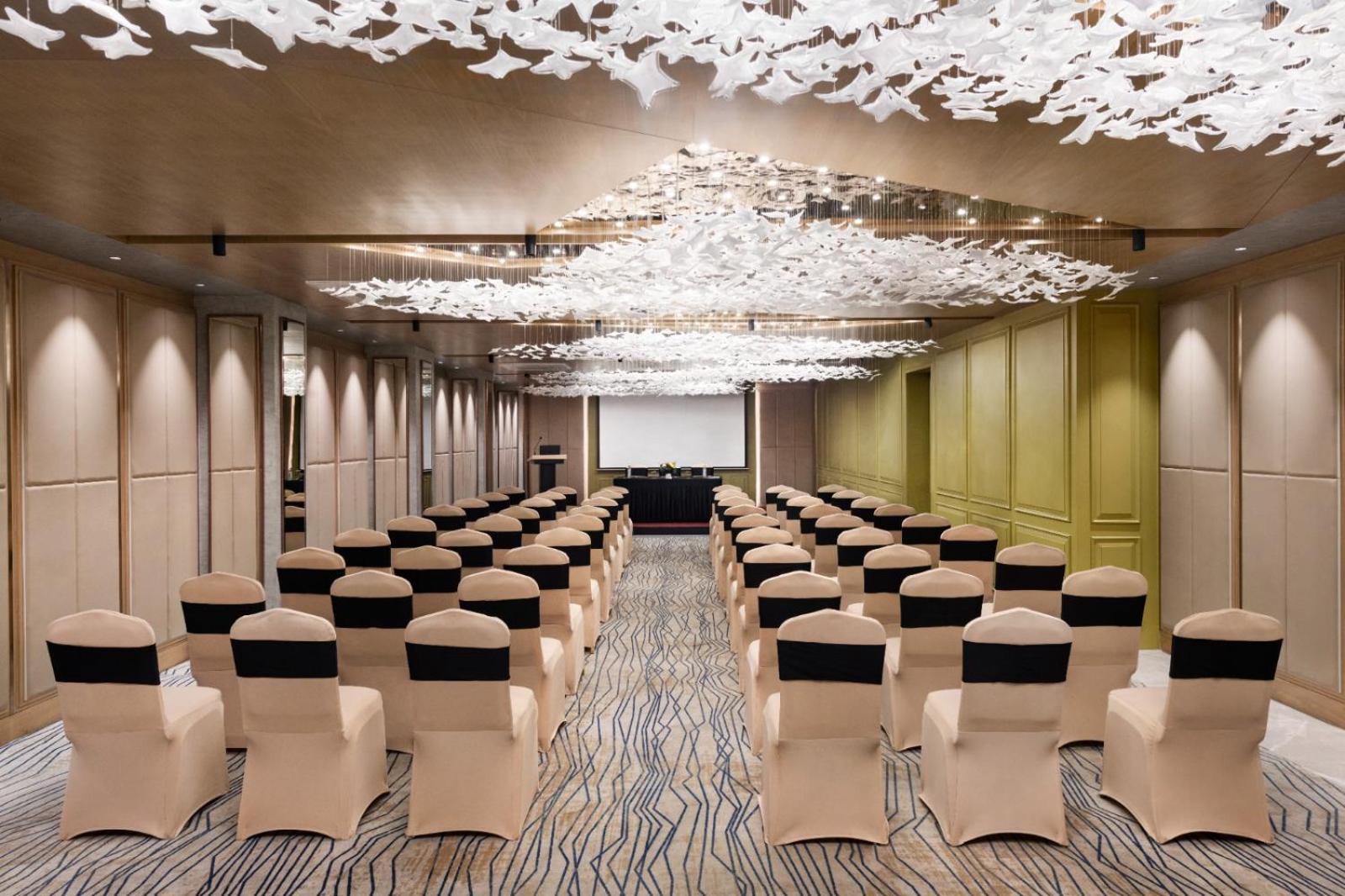 Ramada Encore By Wyndham Siliguri Sevoke Road Exterior photo